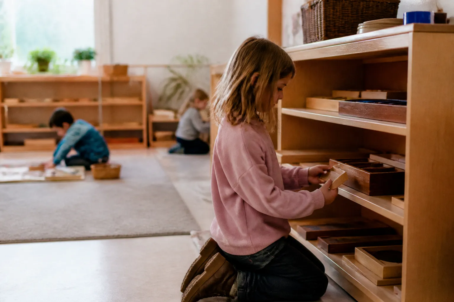 Support youth programs in Missoula MT inside a mixed-age Montessori classroom.